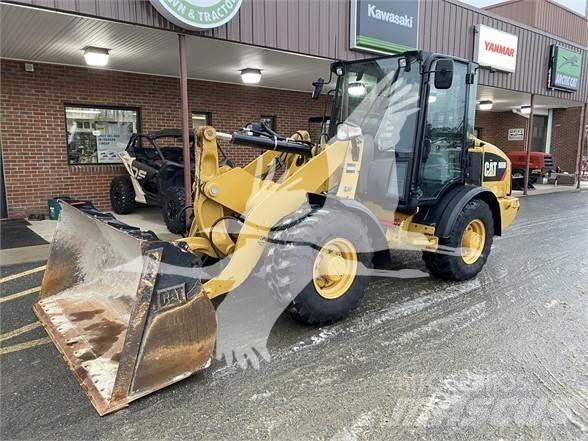 CAT 906M Utovarivači na točkove