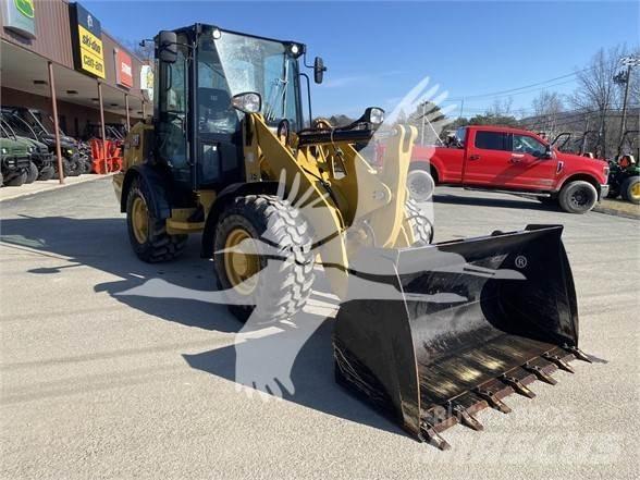 CAT 906M Utovarivači na točkove