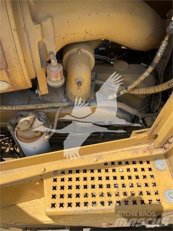 CAT D8N Buldožeri guseničari