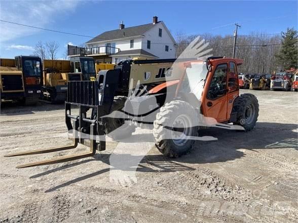 JLG 742 Teleskopski viljuškari