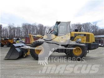 Komatsu WA320 Utovarivači na točkove