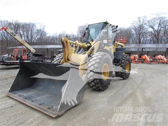Komatsu WA320 Utovarivači na točkove