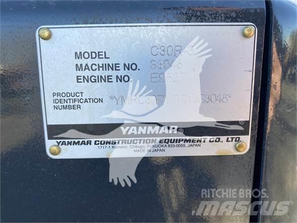 Yanmar C30R-3 Damperi na gusenice