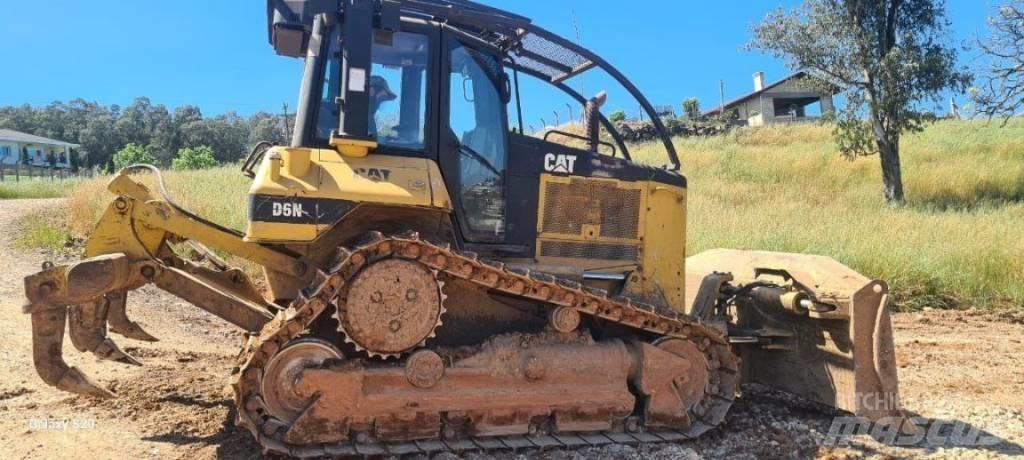 CAT D 6 N Buldožeri guseničari