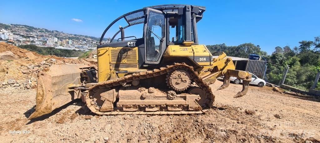 CAT D 6 N Buldožeri guseničari