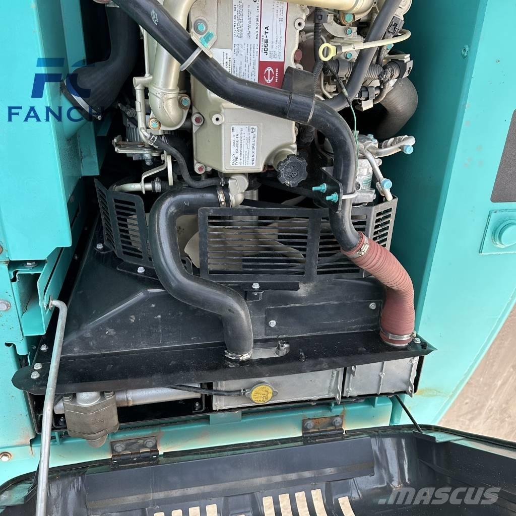 Kobelco SK 200D Bageri guseničari