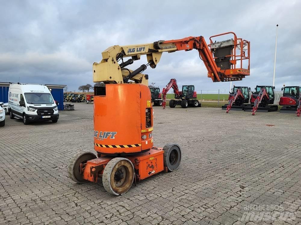 JLG E 300 AJP Zglobne podizne platforme