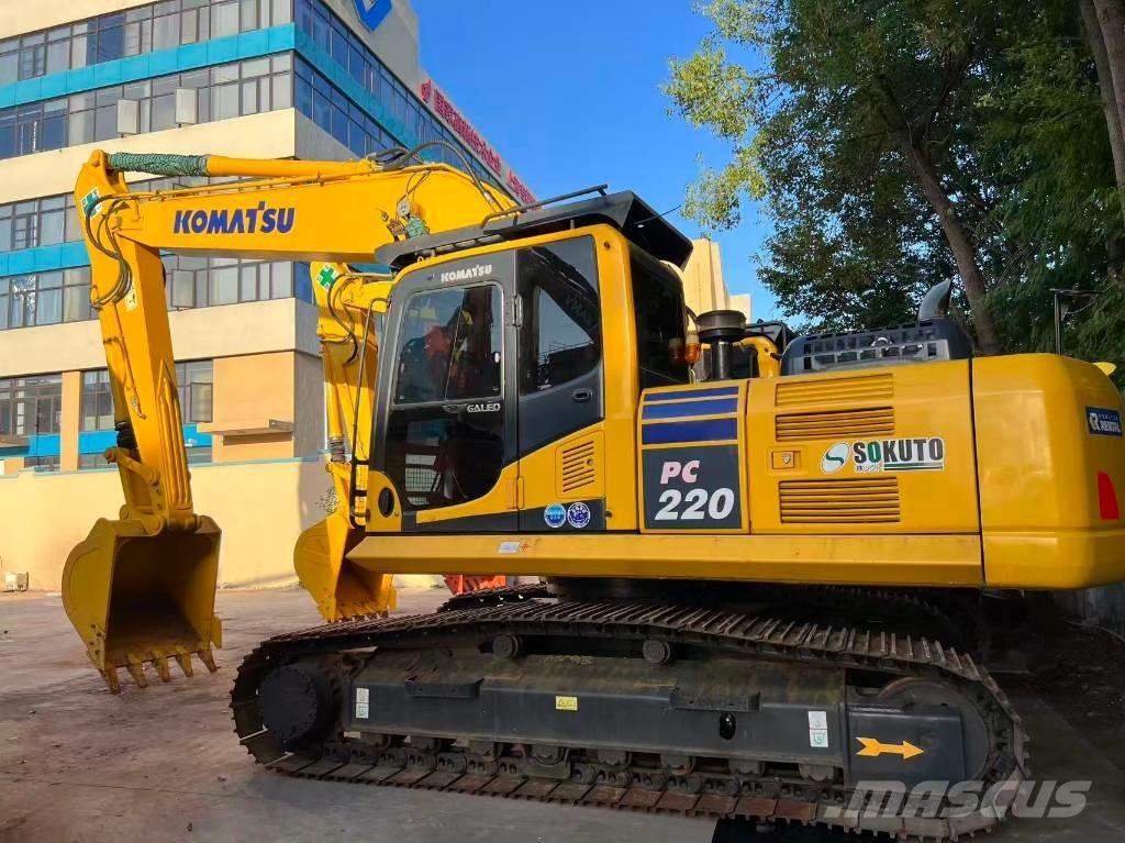 Komatsu PC220-8 Midi bageri 7t – 12t