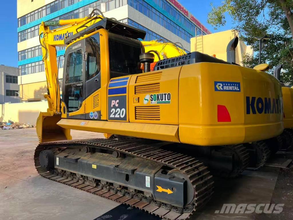 Komatsu PC220-8 Midi bageri 7t – 12t