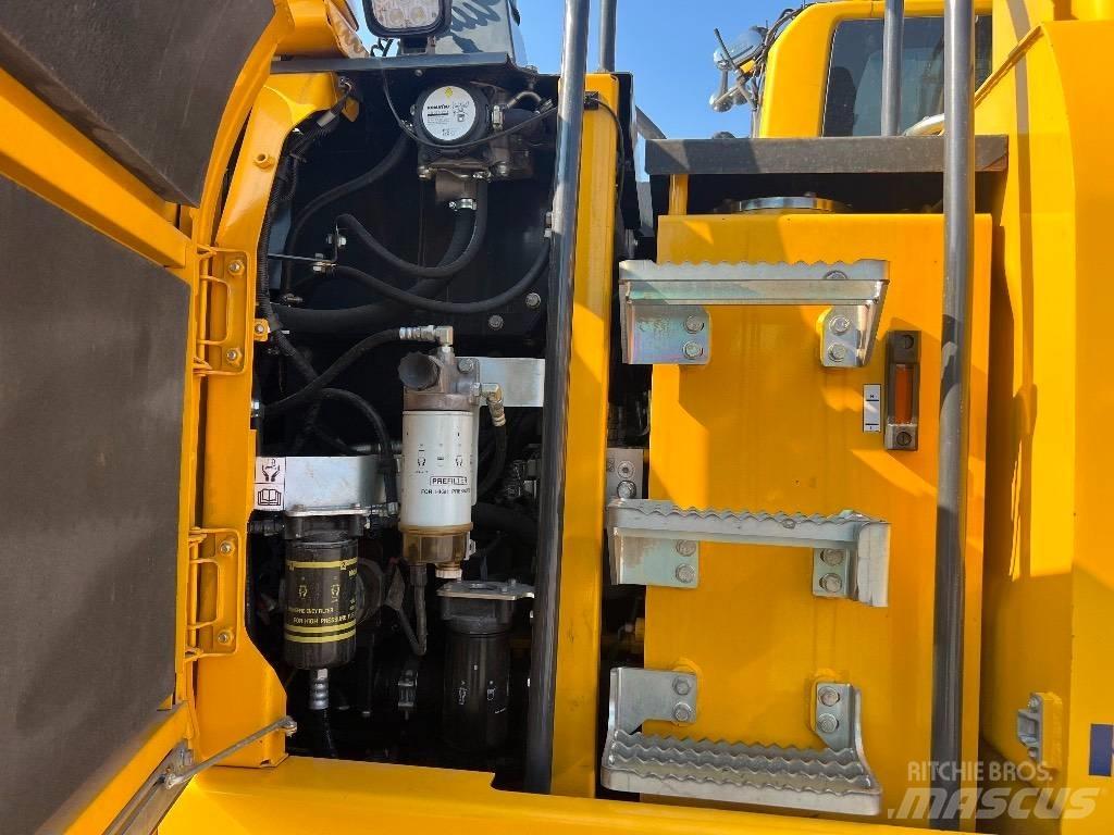 Komatsu PW 148-10 Bageri točkaši