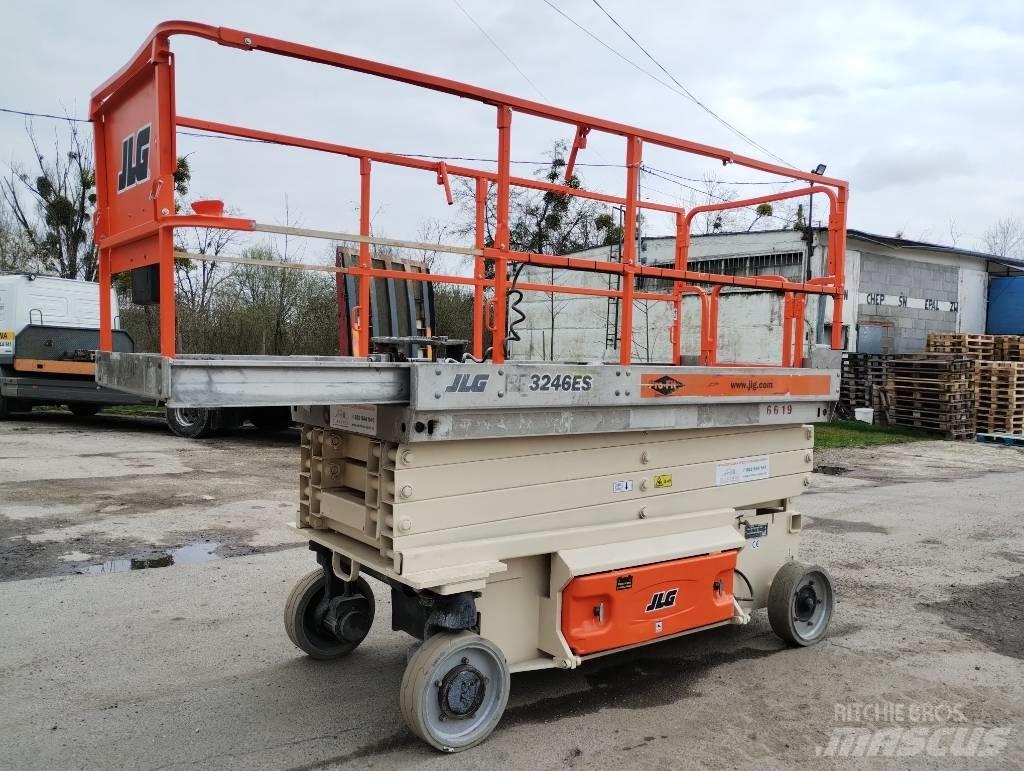 JLG 3246 ES Makazaste platforme