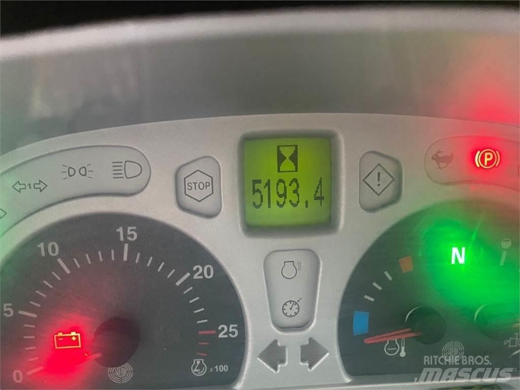 Steyr 6135 Profi Traktori