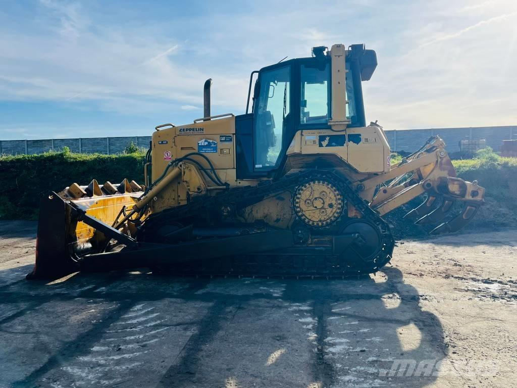 CAT D 6 N XL Buldožeri guseničari