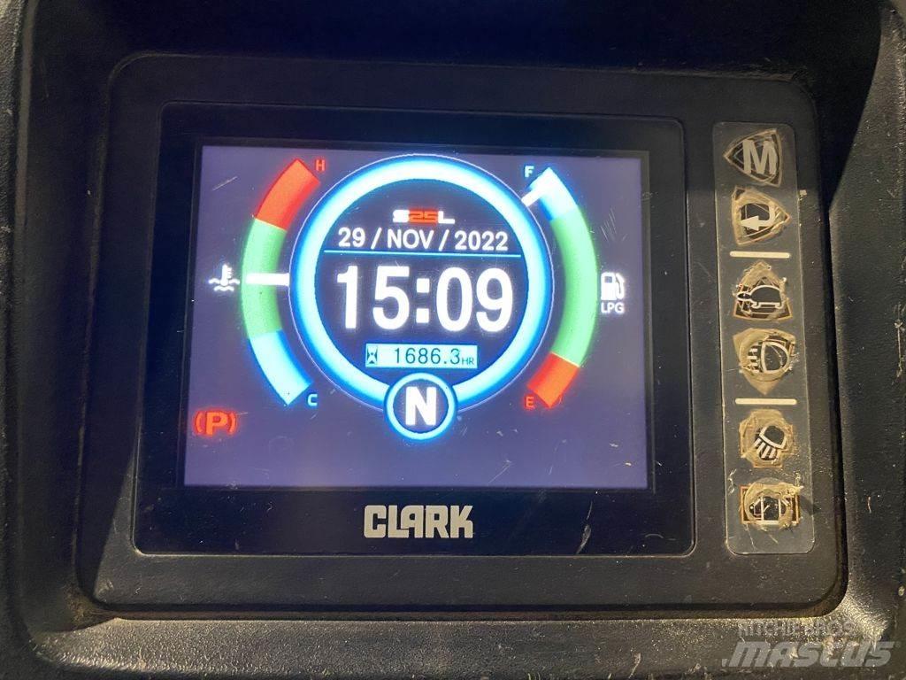 Clark S25L Plinski viljuškari