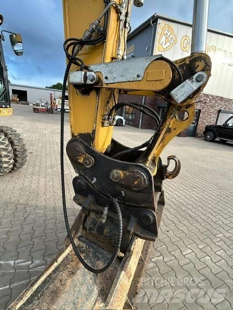 CAT M 318 F Bageri točkaši