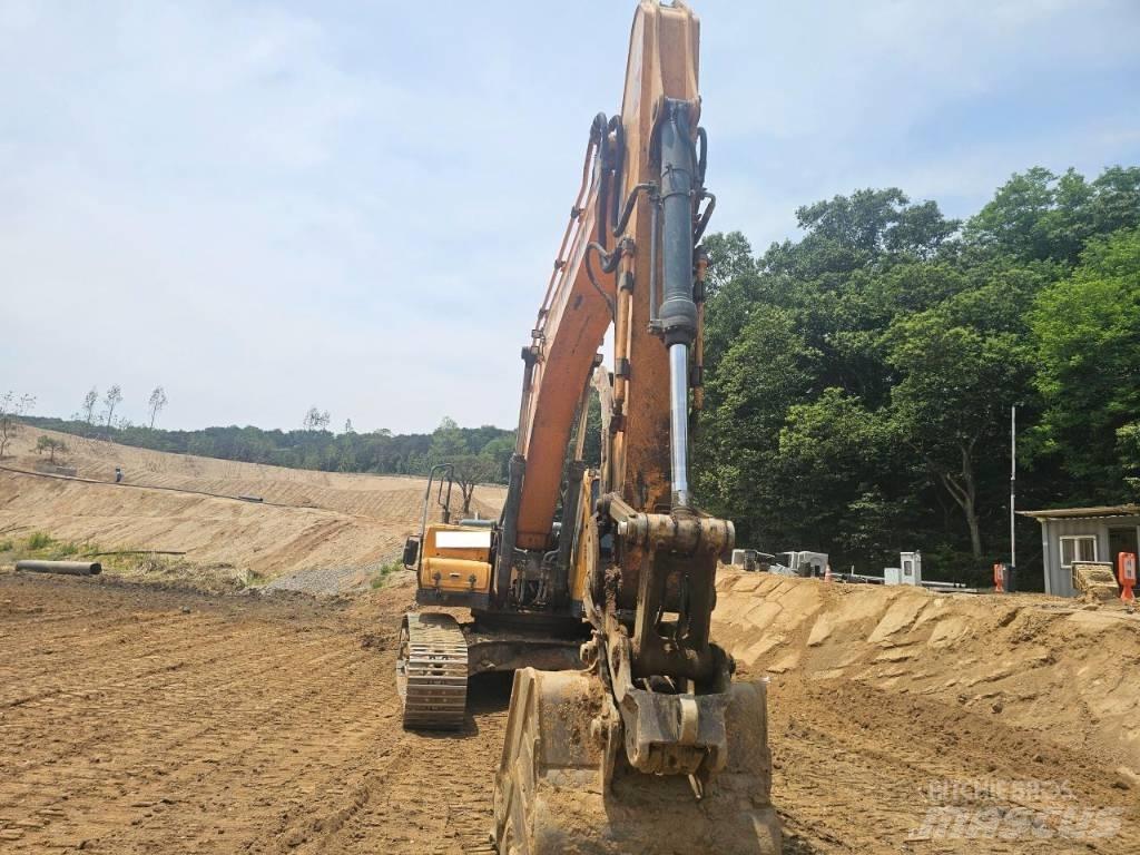 Hyundai Robex 300 LC Bageri guseničari