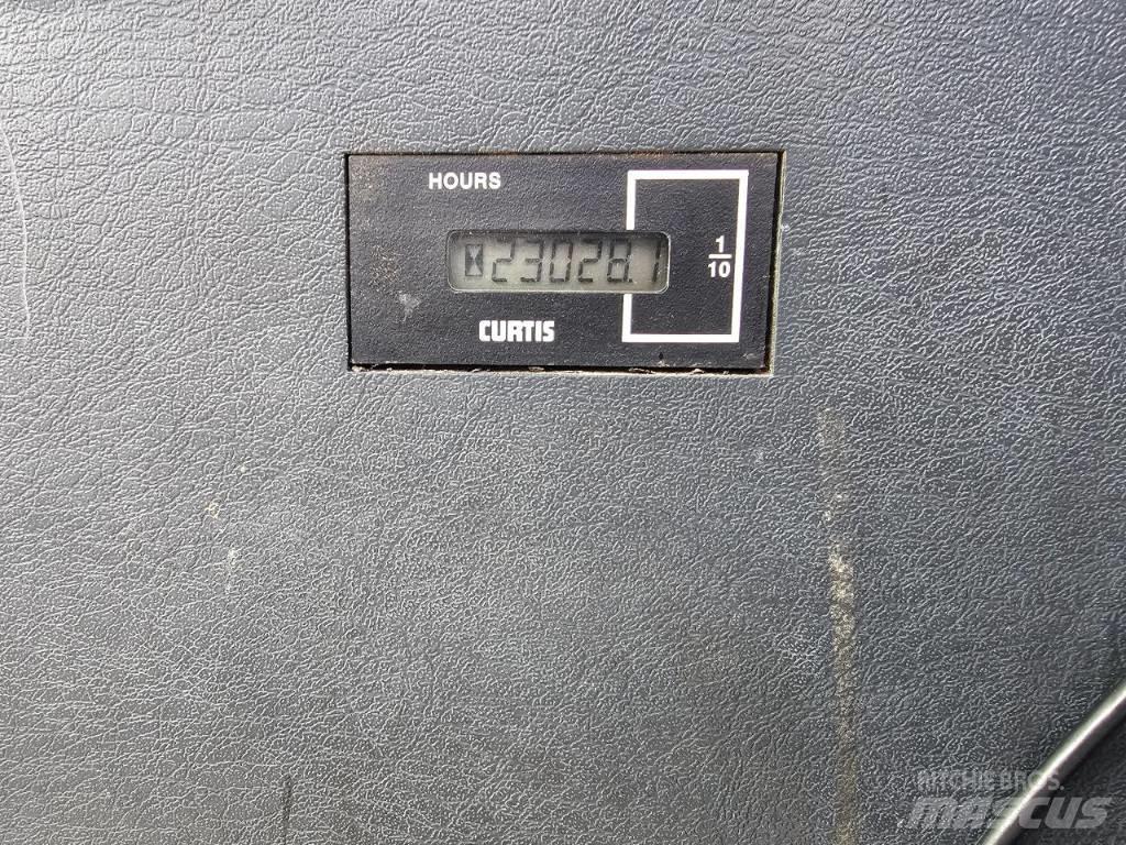 Hyundai Robex 300 LC Bageri guseničari