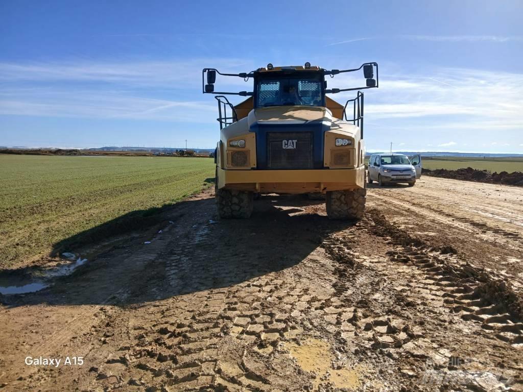 CAT 745 Zglobni damperi