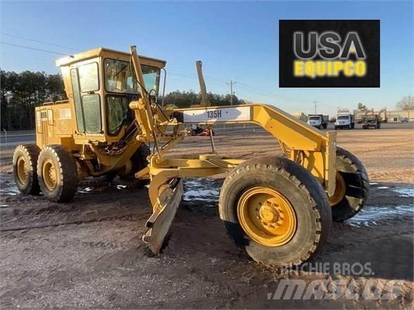 CAT 135H Grejderi
