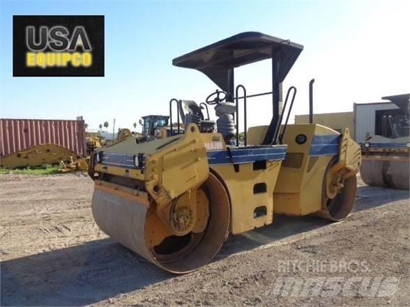CAT CB-534D Valjci sa jednim bubnjem
