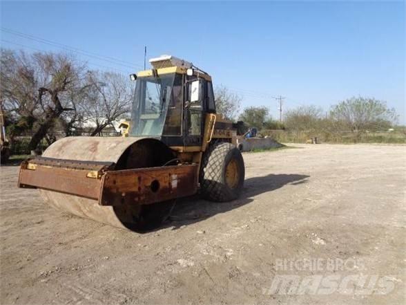 CAT CS-563C Valjci sa jednim bubnjem