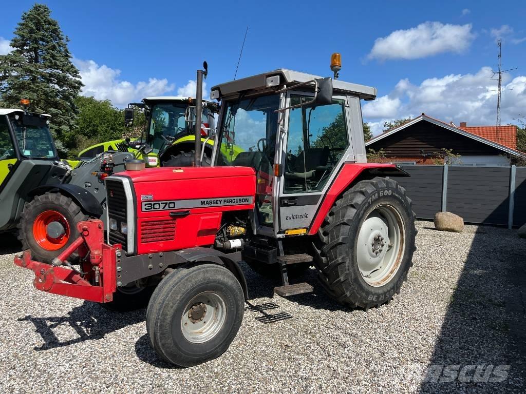 Massey Ferguson 3070 Traktori