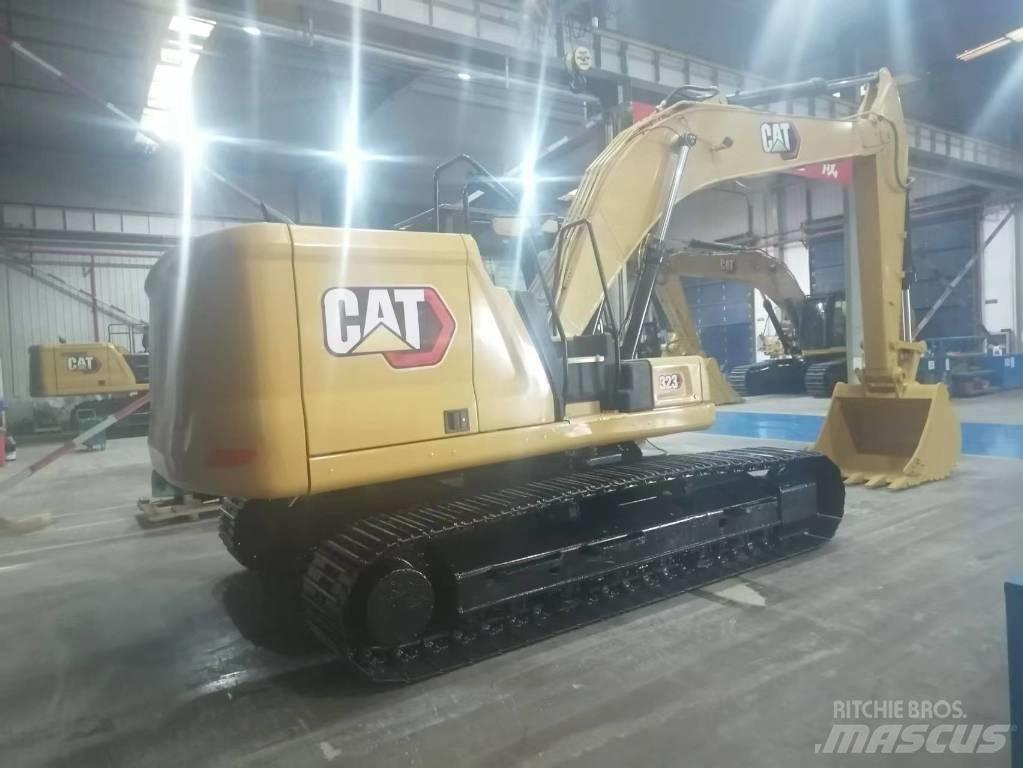 CAT 2020 CAT 323 Bageri točkaši