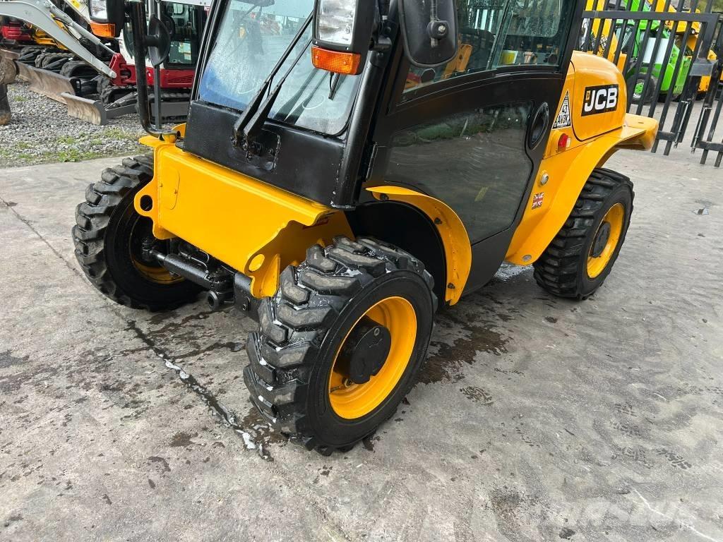 JCB 520-40 Teleskopski viljuškari