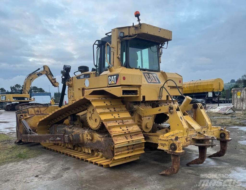 CAT D 6 T LGP Buldožeri guseničari