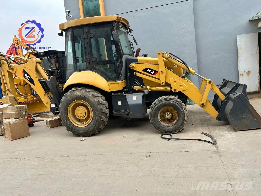 CAT 420 F Rovokopači