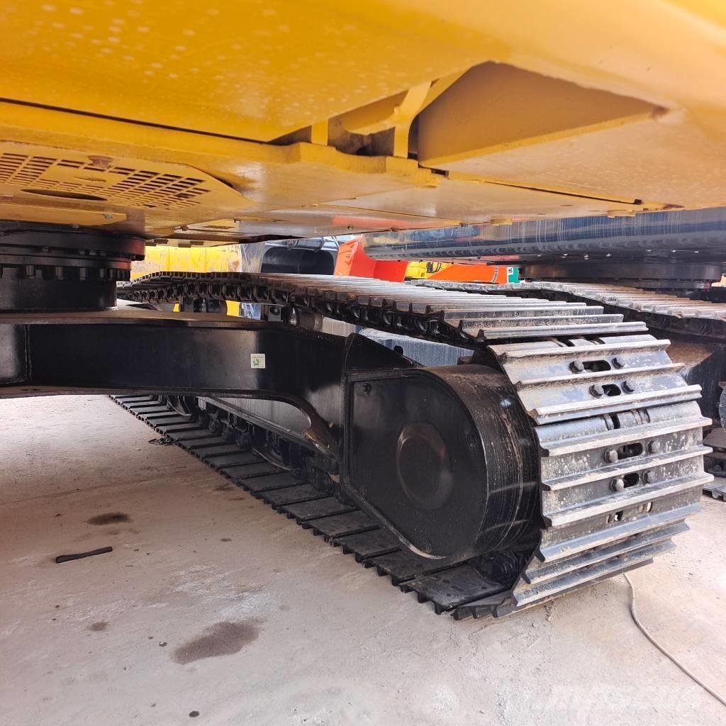 CAT 320 GC Bageri guseničari