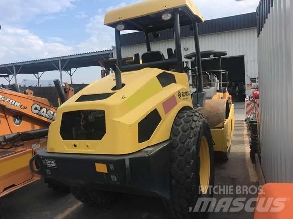 Bomag BW177D-5 Valjci sa jednim bubnjem