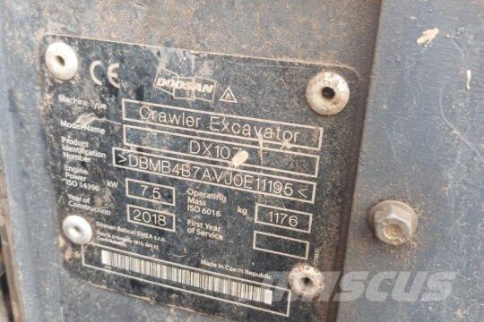 Develon DX 10 Z Mini bageri < 7t