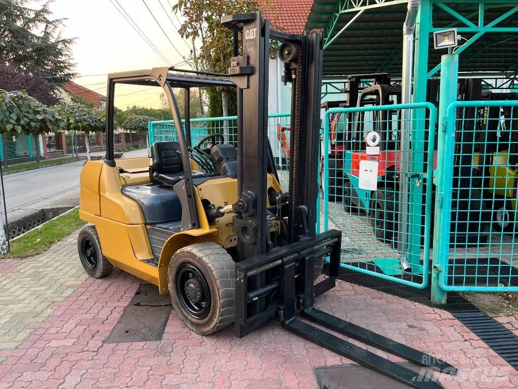 CAT DP 45 N V-3549 Dizelski viljuškari