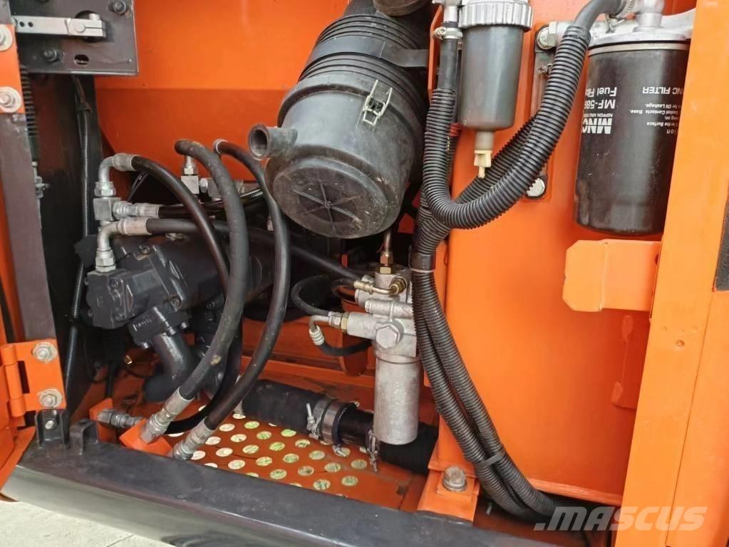 Hitachi ZX70 Mini bageri < 7t