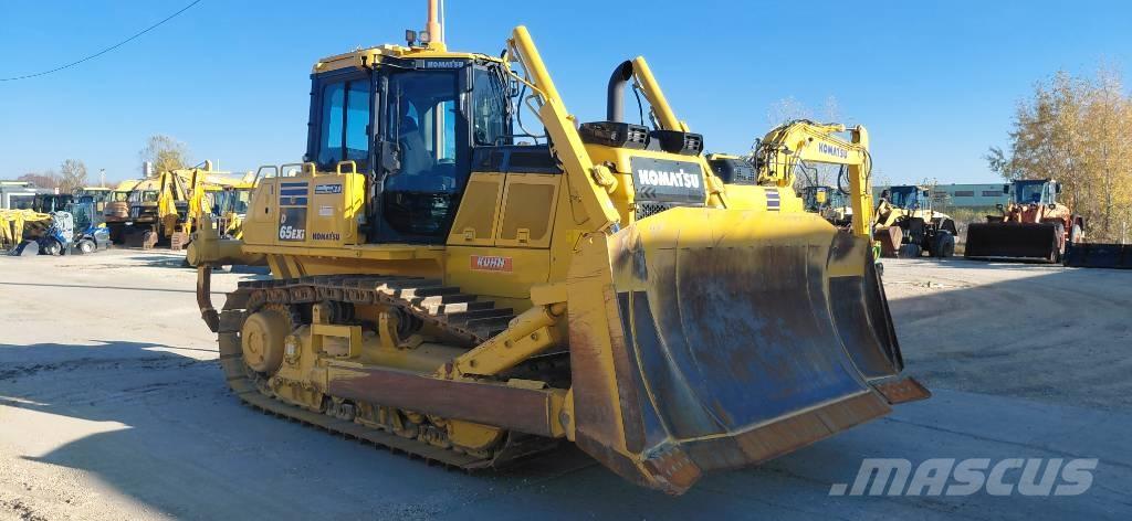 Komatsu D65EXi Buldožeri guseničari