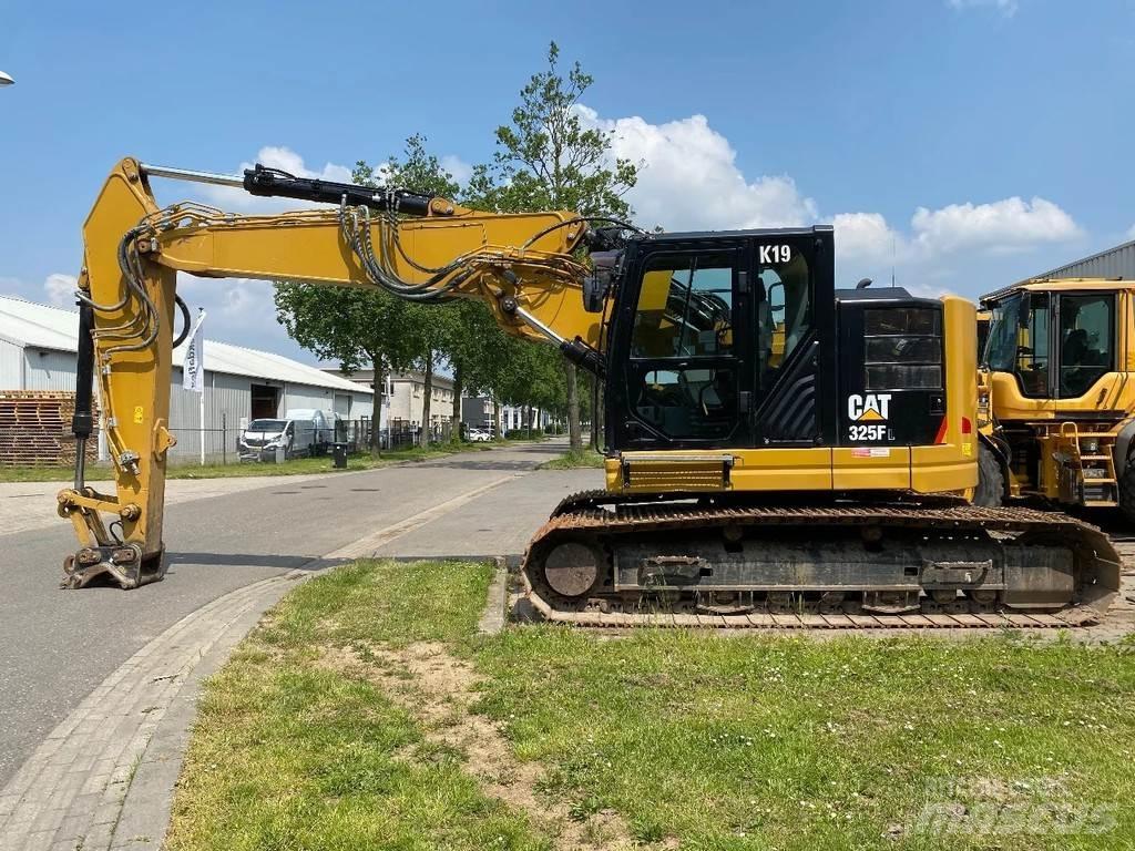 CAT 325F Bageri guseničari