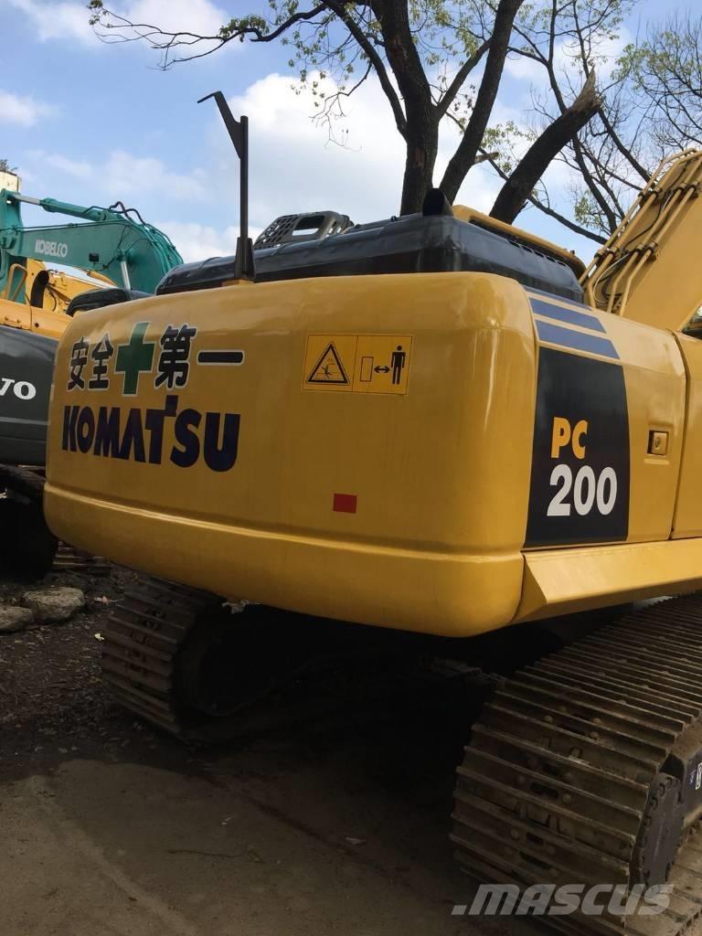 Komatsu PC 200-8 Bageri guseničari