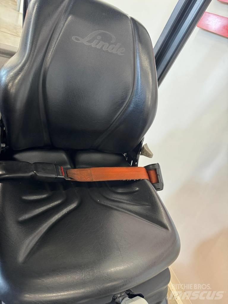 Linde 10876 - H20T-01 Plinski viljuškari