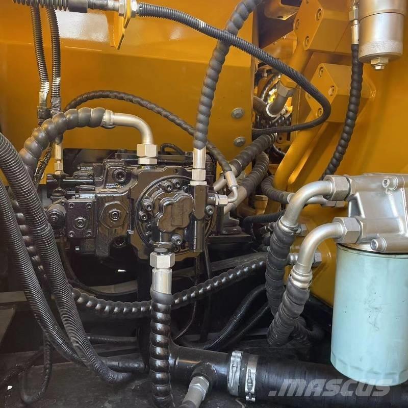 Sany SY 135 Bageri guseničari