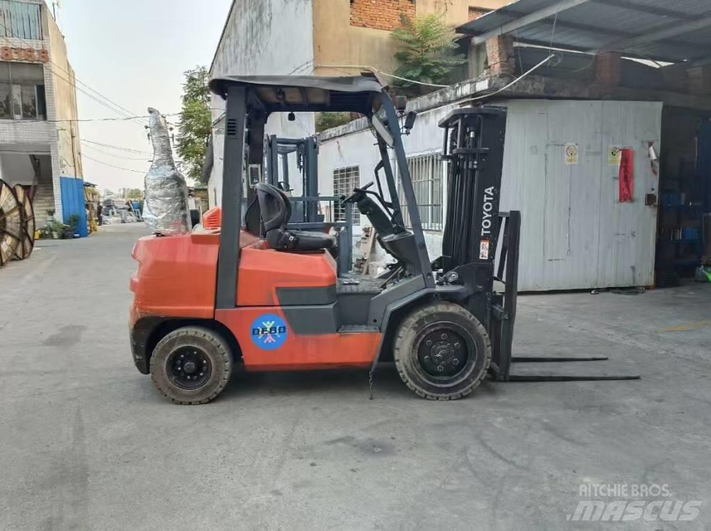 Toyota FD 30 Dizelski viljuškari
