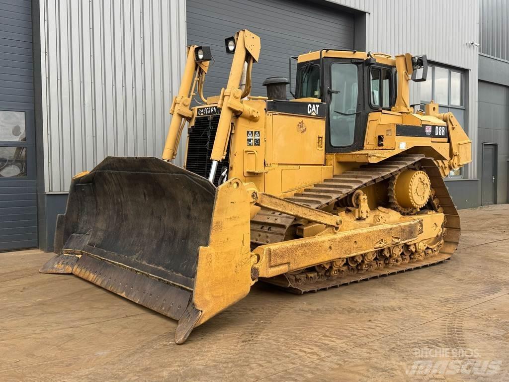 CAT D8R series II Buldožeri guseničari