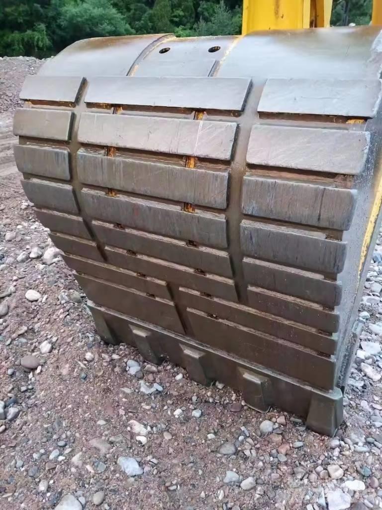 Komatsu PC 270 Bageri guseničari