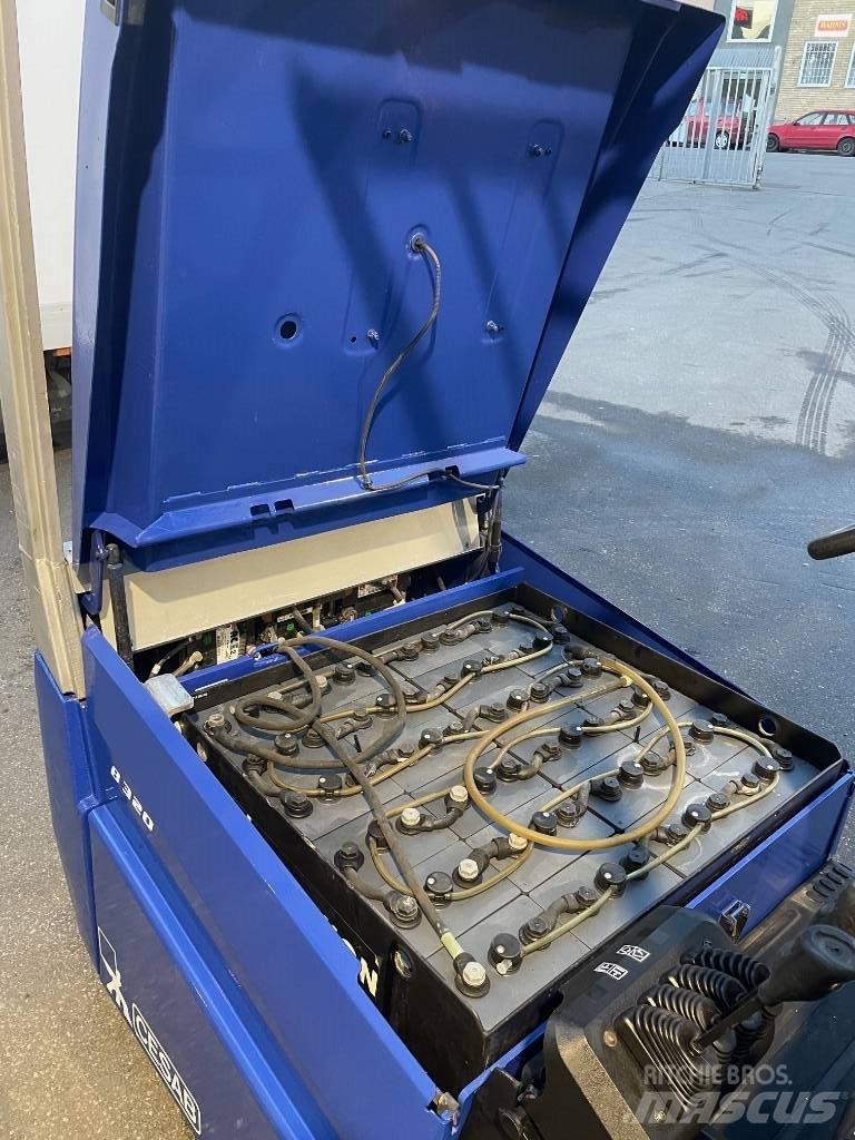Cesab B320 Električni viljuškari