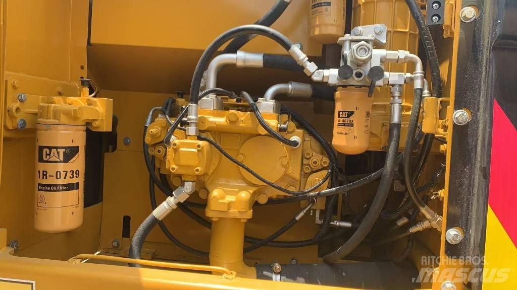 CAT 323 Bageri guseničari