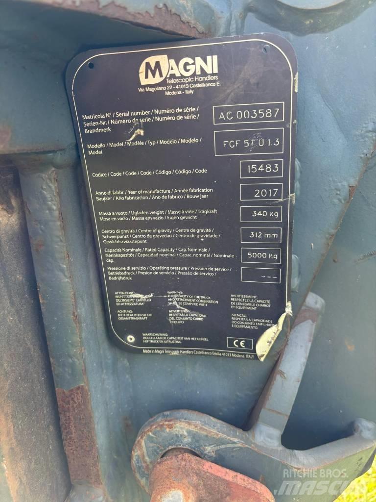 Magni RTH 5.26 Teleskopski viljuškari