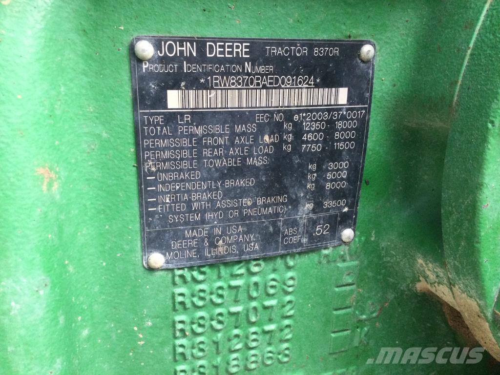 John Deere 8370R Traktori