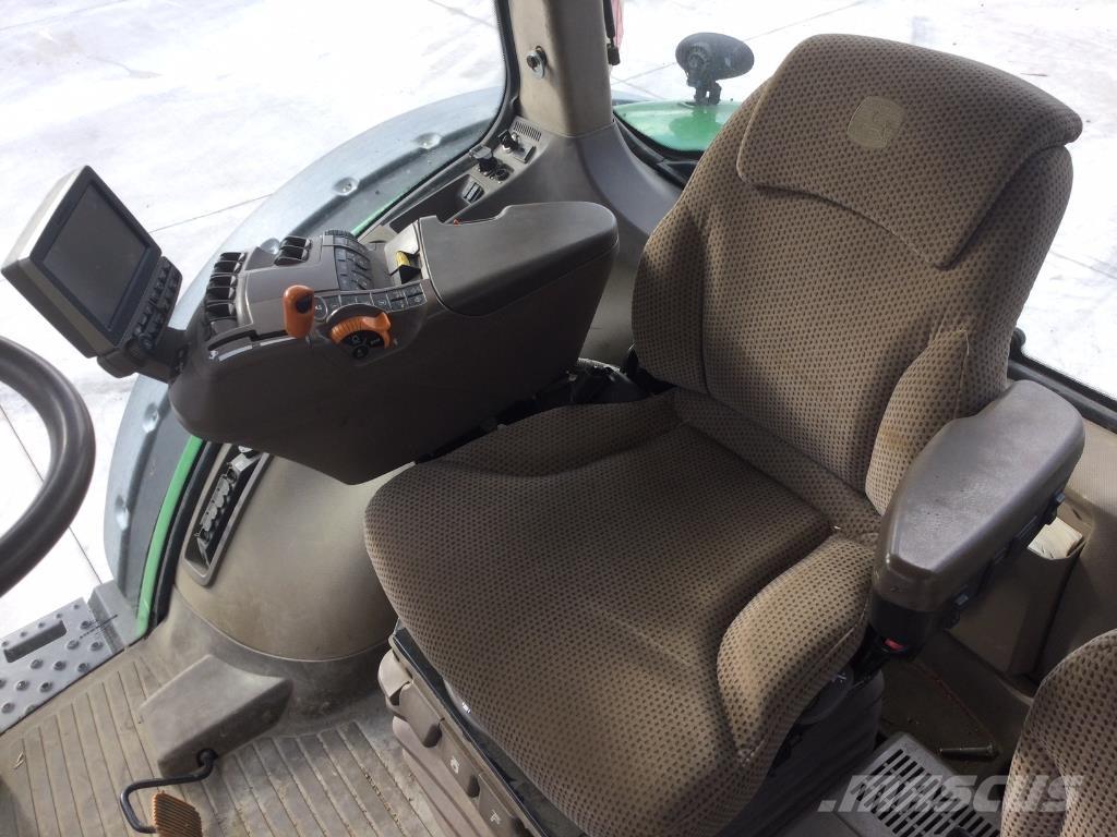 John Deere 8370R Traktori