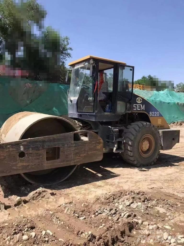  SEM/CAT 522 roller Valjci sa jednim bubnjem