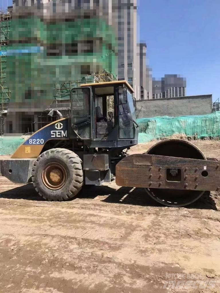  SEM/CAT 522 roller Valjci sa jednim bubnjem